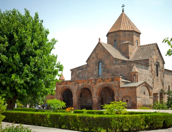 Etschmiadsin (Mutterkathedrale, Hripsime, Gajane), Swartnoz