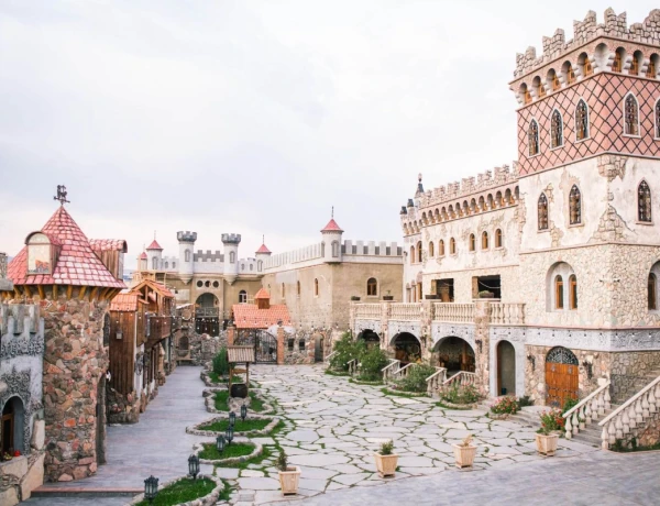 Հովհաննավանք, Ոսկեվազ գինու գործարան, Տեղերի վանք