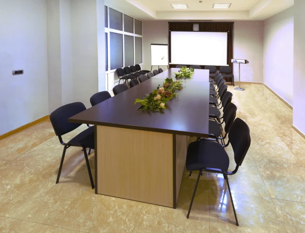 Hotel Ani Central Inn