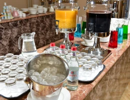 Hotel Ani Grand