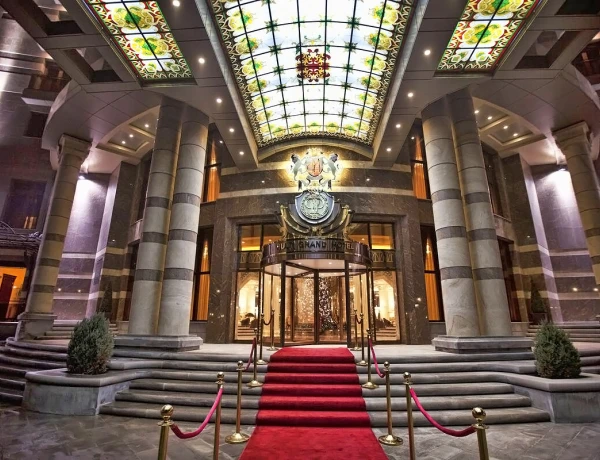 Отель Мульти Гранд Фараон