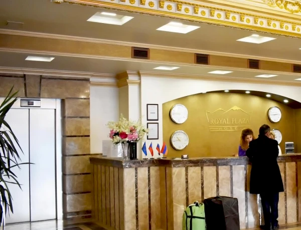 Hotel Royal Plaza