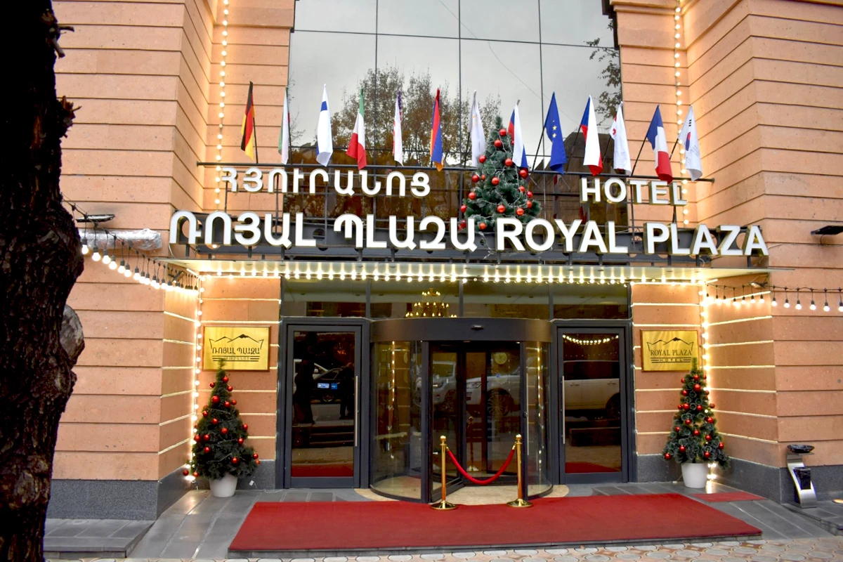 Hotel Royal Plaza