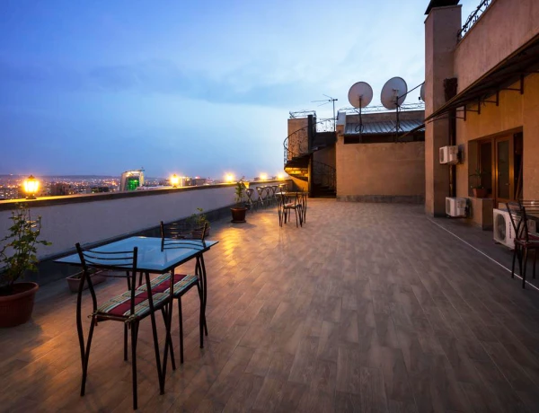 Hotel Fourteen Floor