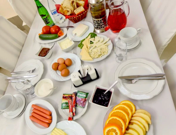 Отель Гаяне