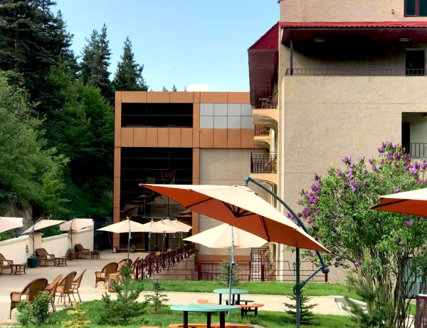 Best Western Plus Paradise Hotel Dilidschan