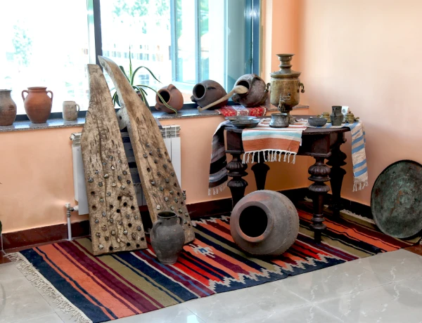 Отель Горис