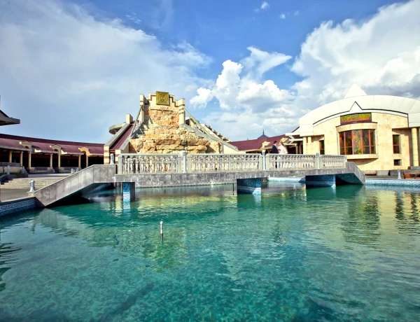 Отель Мульти Гранд Фараон