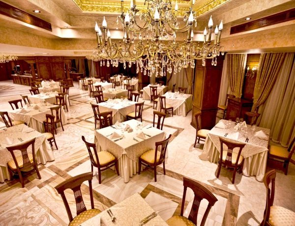 Отель Мульти Гранд Фараон