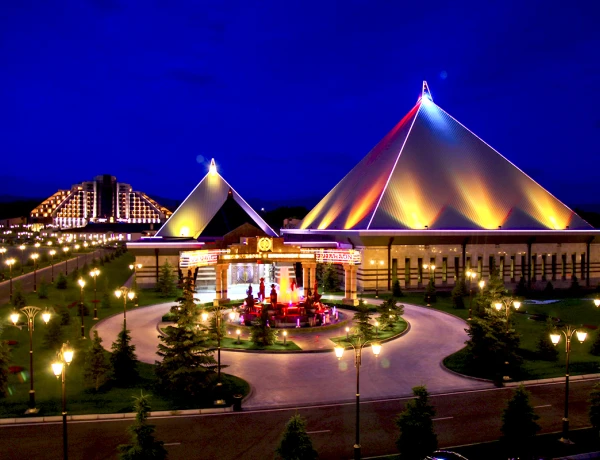 Отель Мульти Гранд Фараон