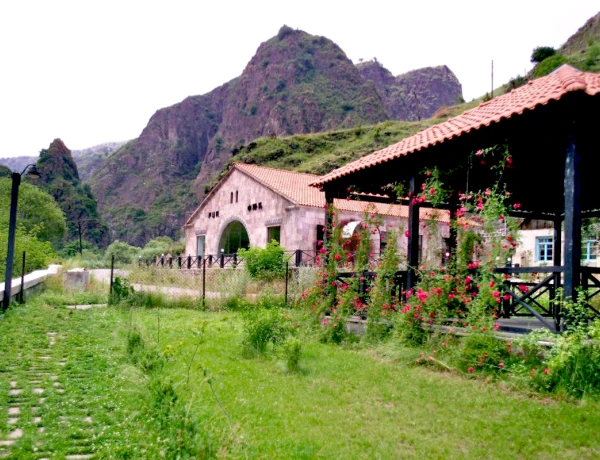 Отель Туфенкян Аван Дзорагет