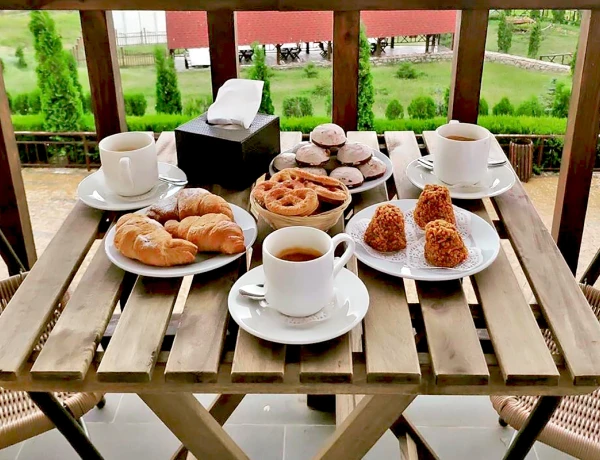 Отель Амберд