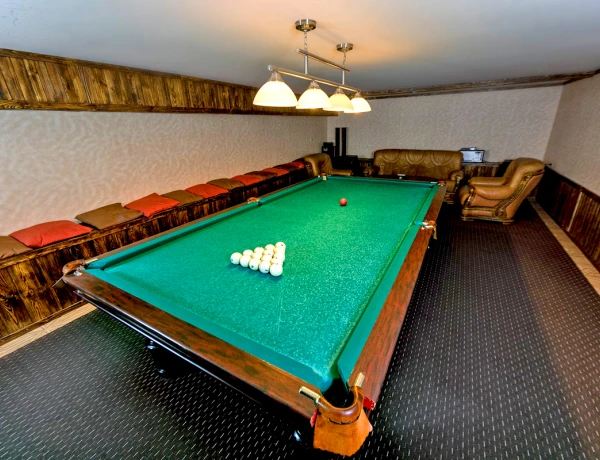 Отель Амберд