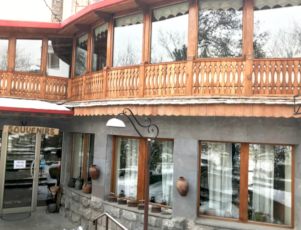 Отель Мирав