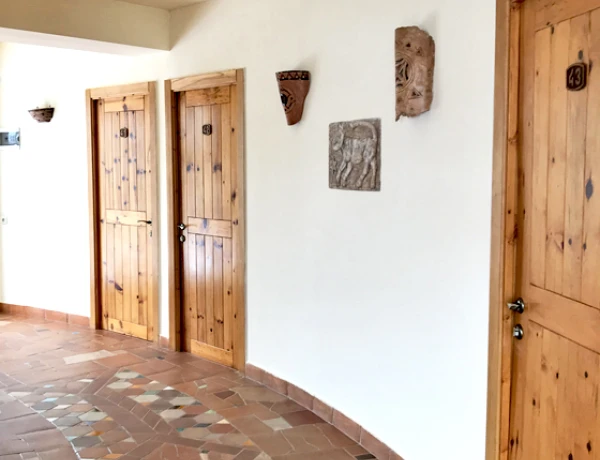 Отель Мирав