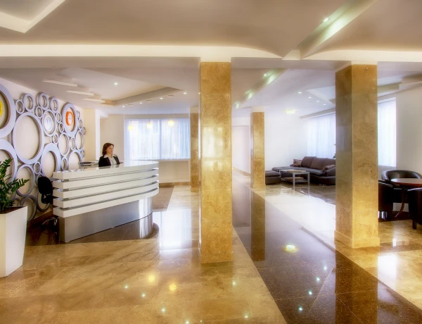 Отель Цахкаовит