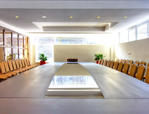 Отель Цахкаовит