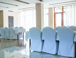 Sevan Up Inn hotel