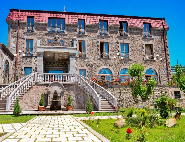 Отель Хореаи Дзор