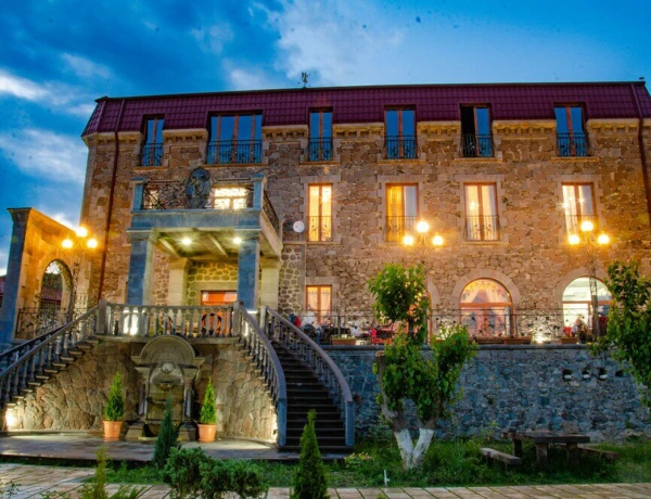 Отель Хореаи Дзор