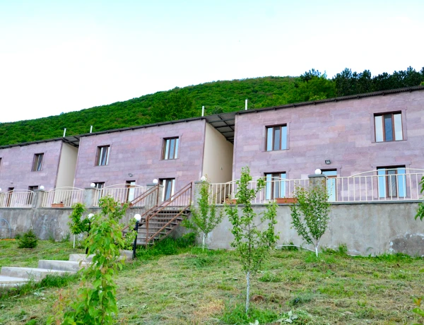 Отель Егевнут