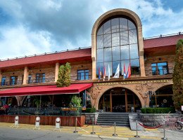 Hotel Keciaris