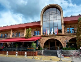 Keciaris Hotel and Resort