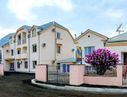 Hotel Heghnar