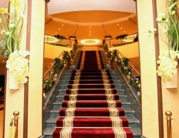 Multi Rest House Resort