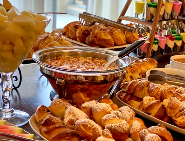 Multi Rest House Resort