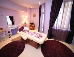 Multi Rest House Resort