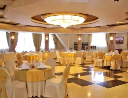 Multi Rest House Resort