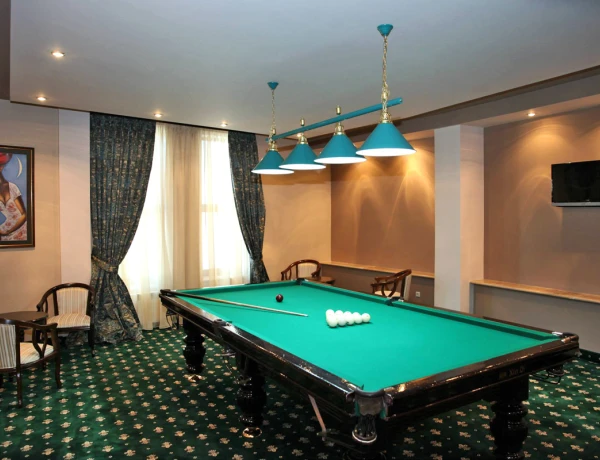 Multi Rest House Resort