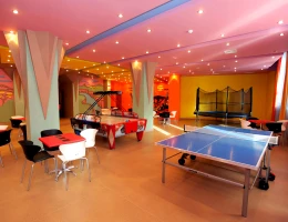 Multi Rest House Resort