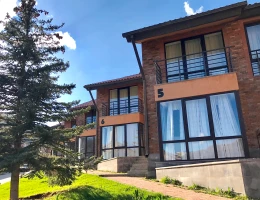 Teghenis Resort