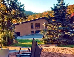 Teghenis Resort