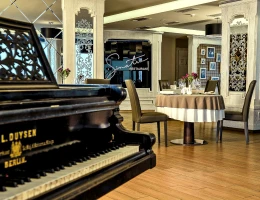 Opera Suite hotel