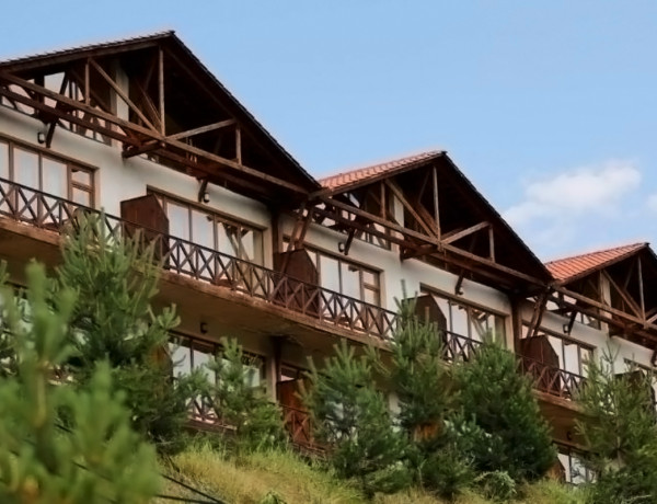 Complexe hôtelier Arthurs Aghveran Resort