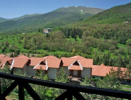Arthurs Aghveran Resort