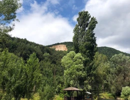 Arthurs Aghveran Resort