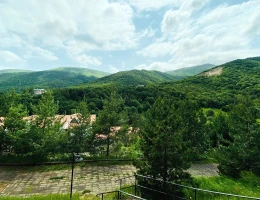 Arthurs Aghveran Resort