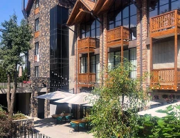 Hotel Dilijáni Tun