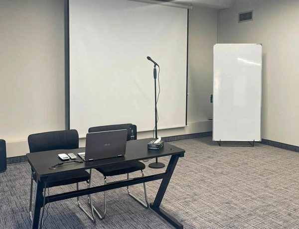 Hotel Median | City Center Yereván