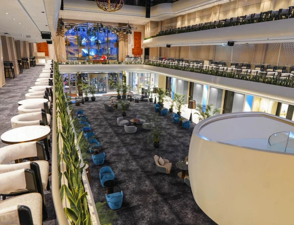 Hôtel Seven Visions, The Dvin