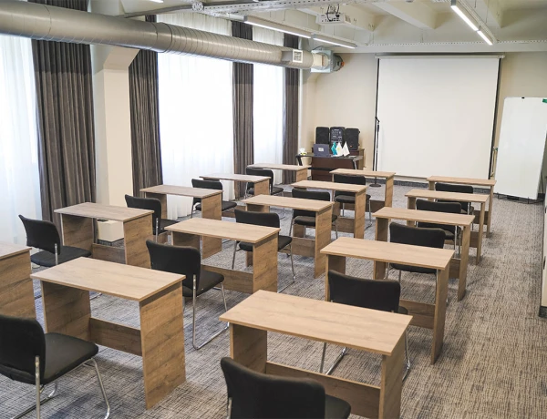 Hotel Median | City Center Yereván