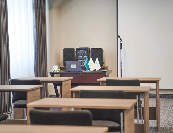 Hotel Median | City Center Yereván