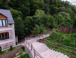 Valley Park Dilijan hotel
