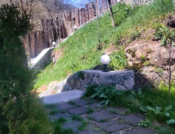 Valley Park Dilidschan