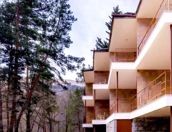 Kompozitor Hotel Dilidschan