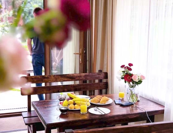 Kompozitor Hotel Dilidschan